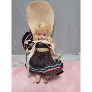 Nancy Ann Hard Plastic Storybook Doll #114 Over The Hills To Grandma’s House Vtg